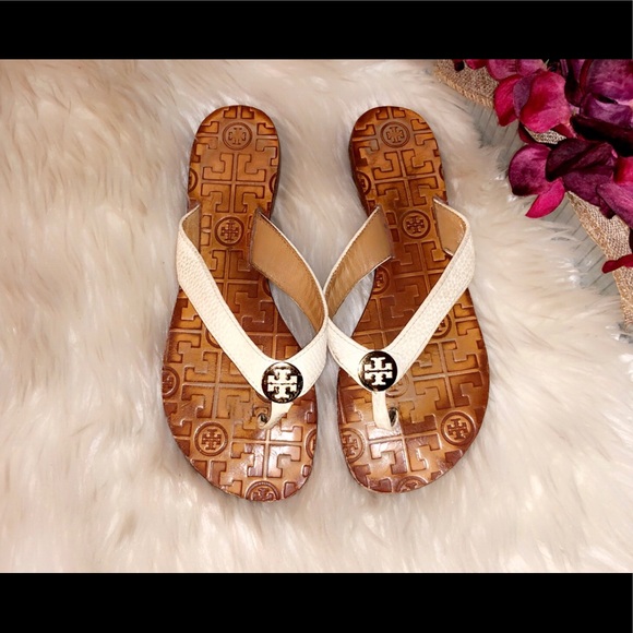 Tory Burch Shoes - TORY BURCH Cream Leather Flip Flop